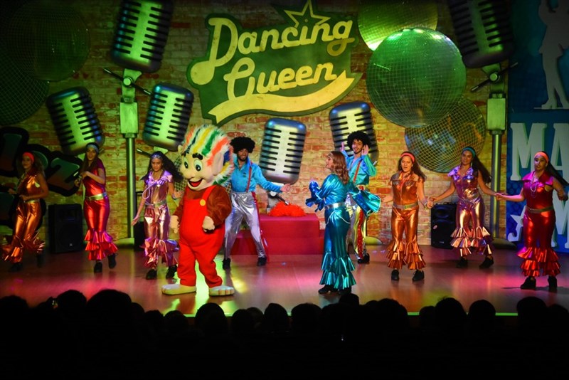 Dancing Queen un hommage a Abba by Kazadoo